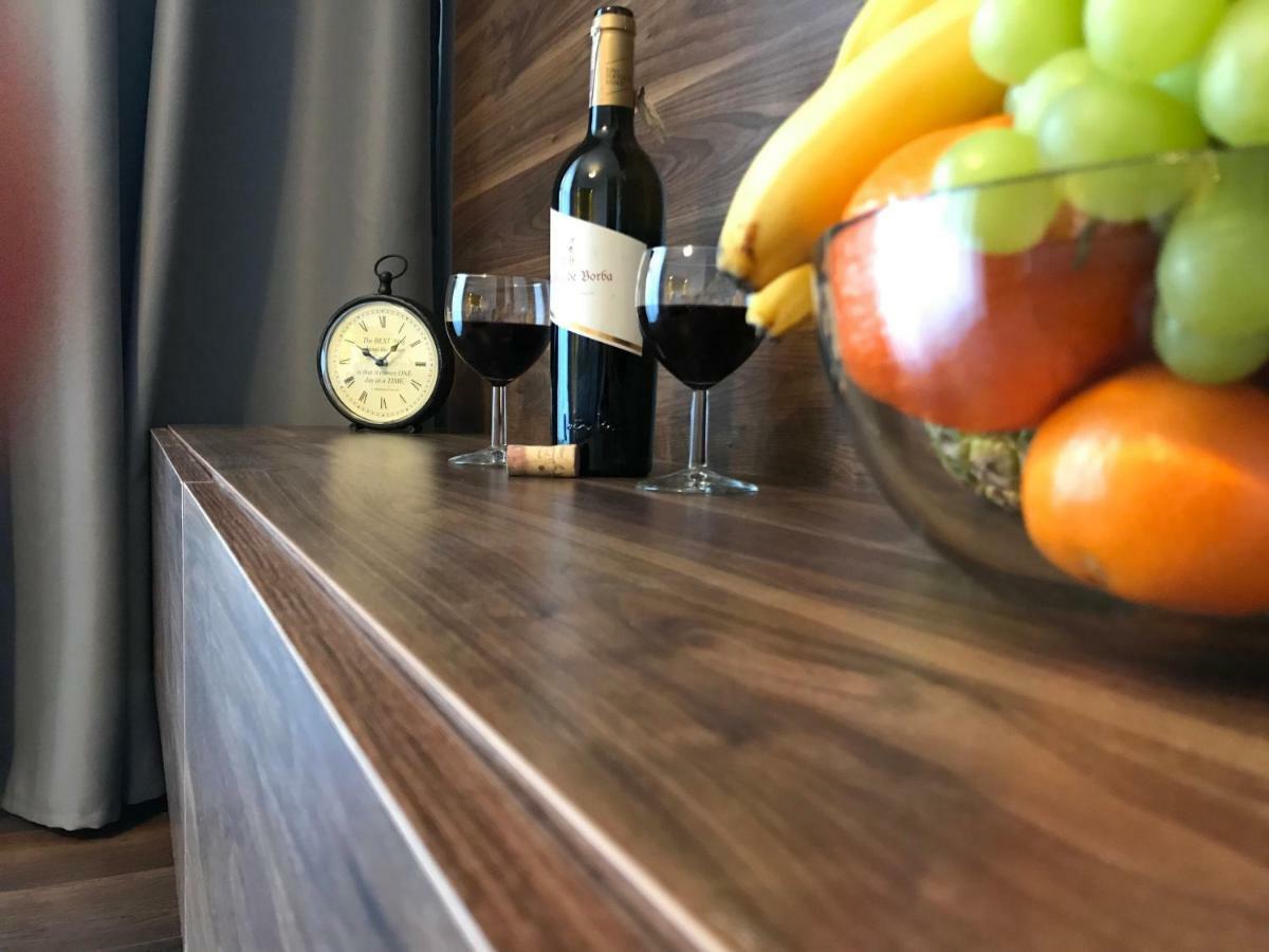 Premium Apartment - Chopin Airport ワルシャワ エクステリア 写真